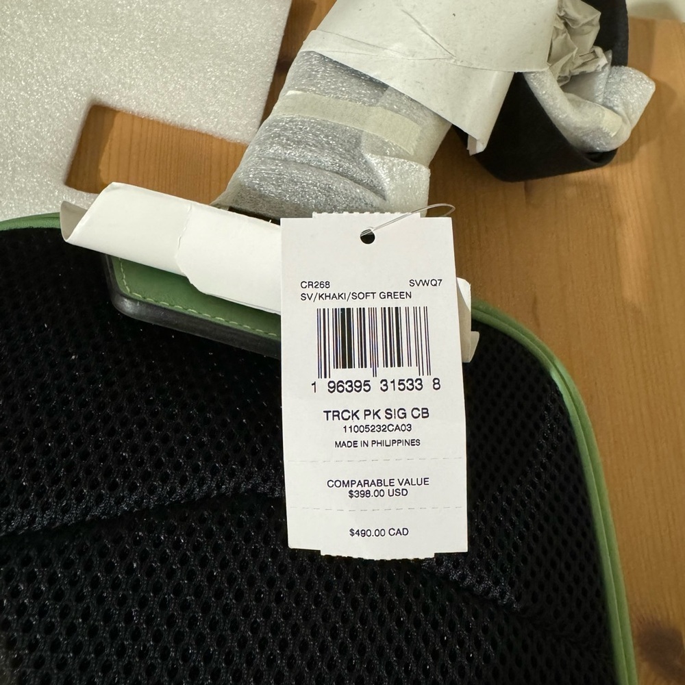 🥰 Track Pack In Colorblock Signature Canvas - Picture 7 of 14